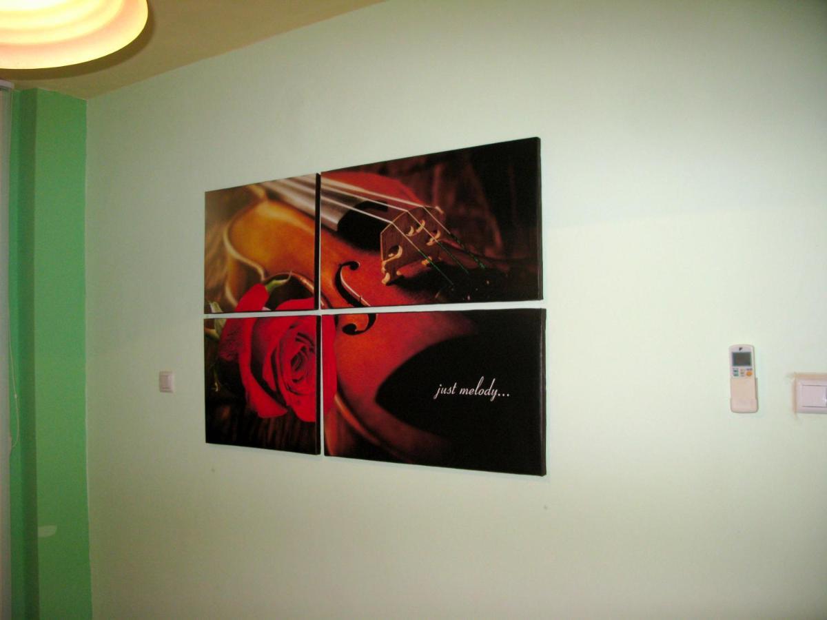 Apartment Melody Varna Esterno foto