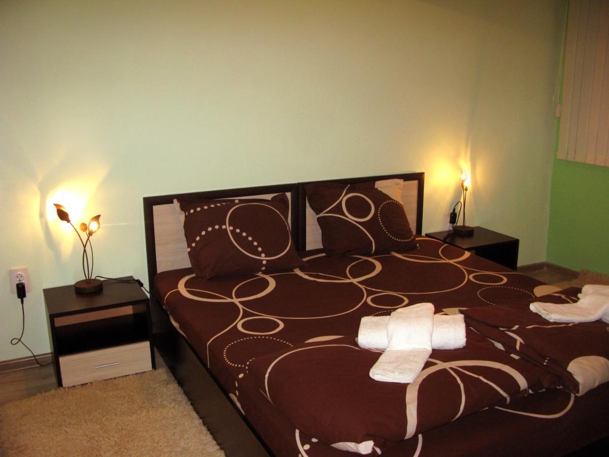Apartment Melody Varna Esterno foto