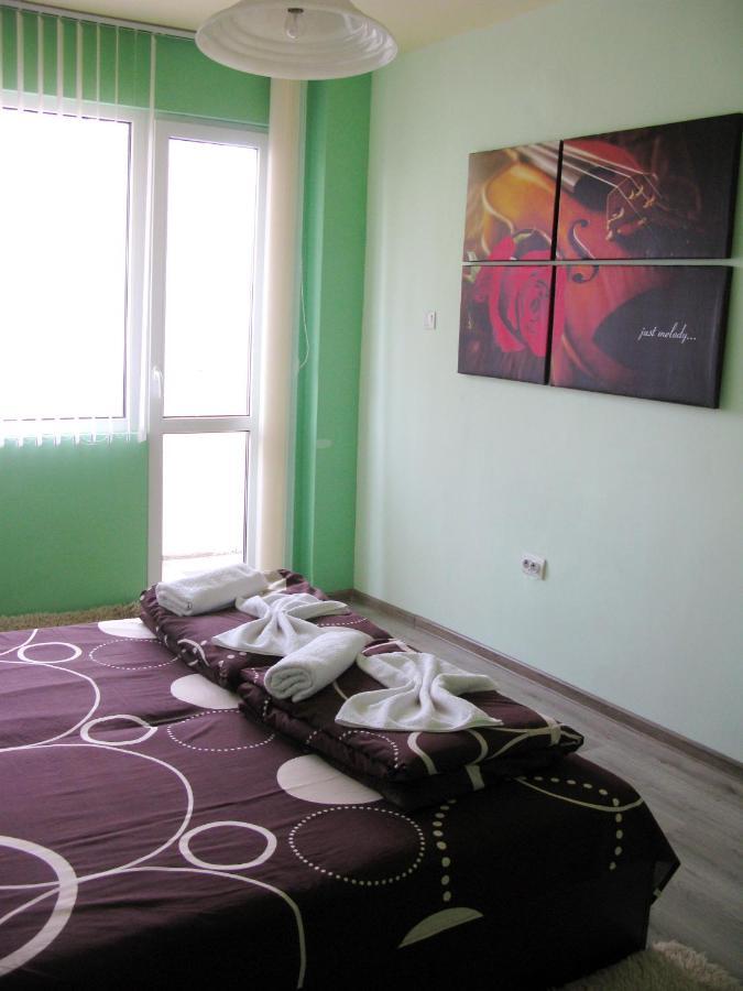 Apartment Melody Varna Esterno foto